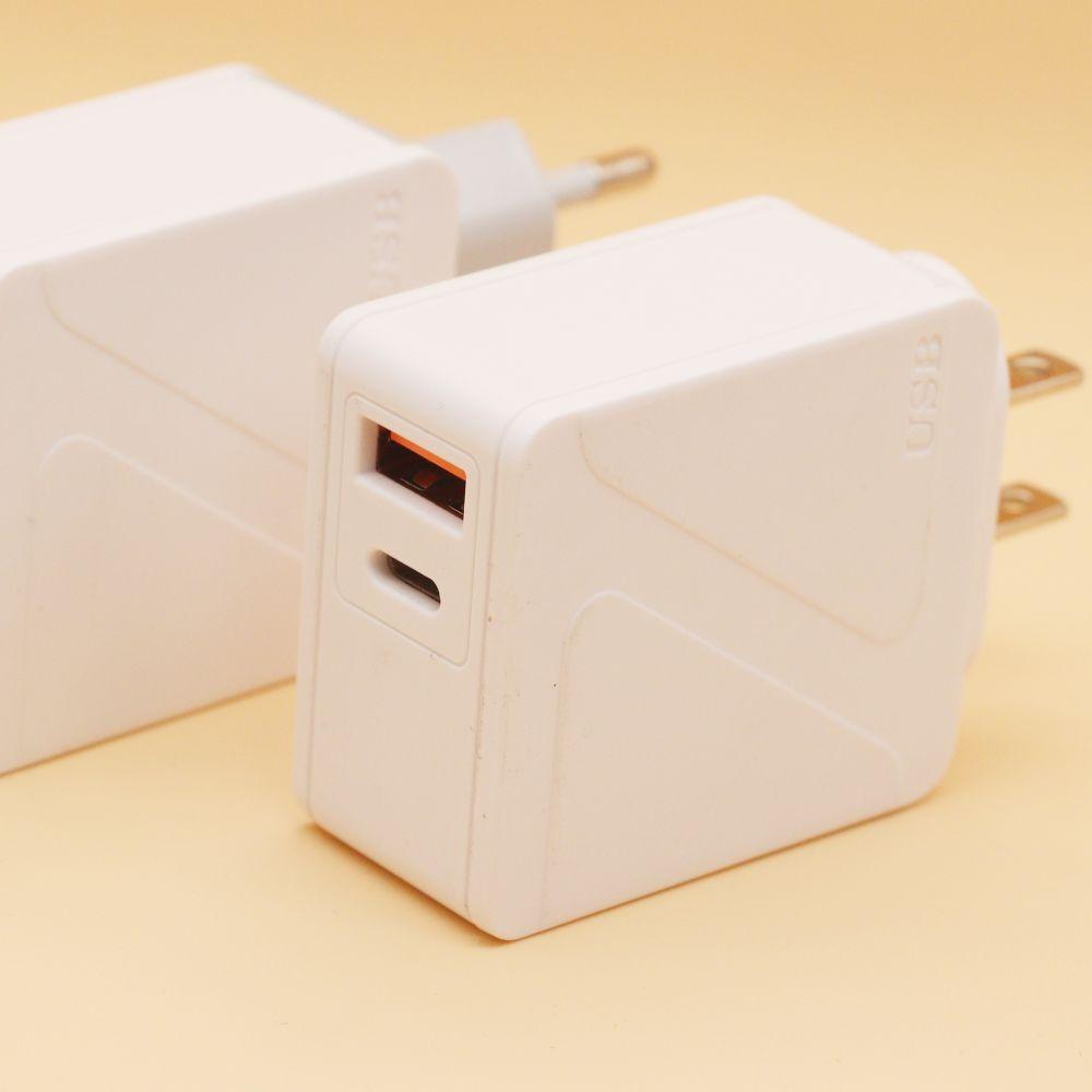 Торговля Экспорт Южная Америка Бразилия Перу Европейские правила Американские правила A+C USB Быстрая зарядка PD18W 20W QC Прямая зарядка Мобильный телефон