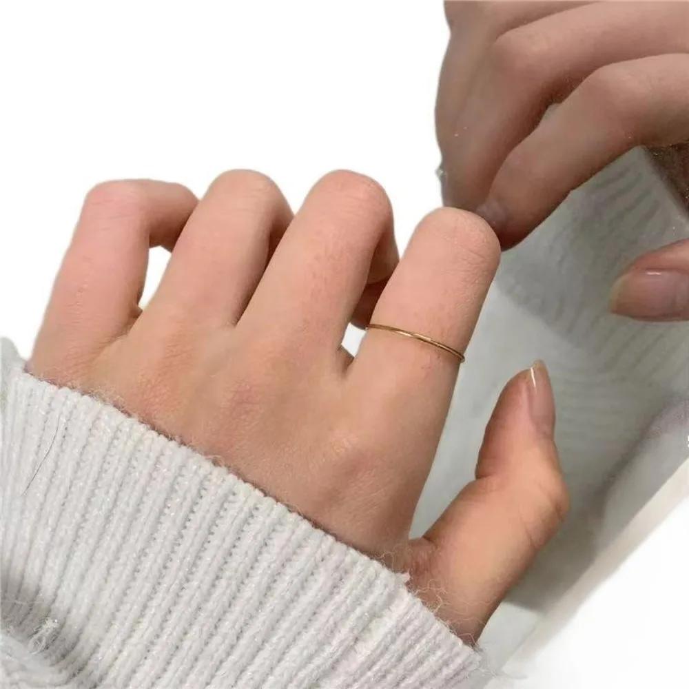 Stainless steel Ring for Women Simple Classic Style Plating Seamless Fade Resistant Perfect for Daily Wear and Valentine's Day