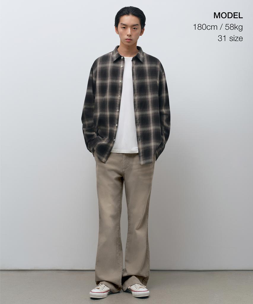 MUSINSA STANDARD Big Brush 11W Corduroy Flare Pants [Light Beige]