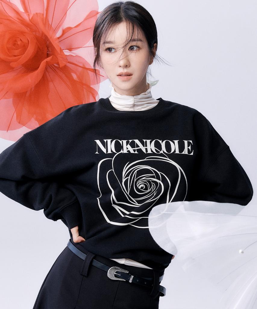 Свитшот с принтом Nigaennikol Nicole Rose_12 цветов