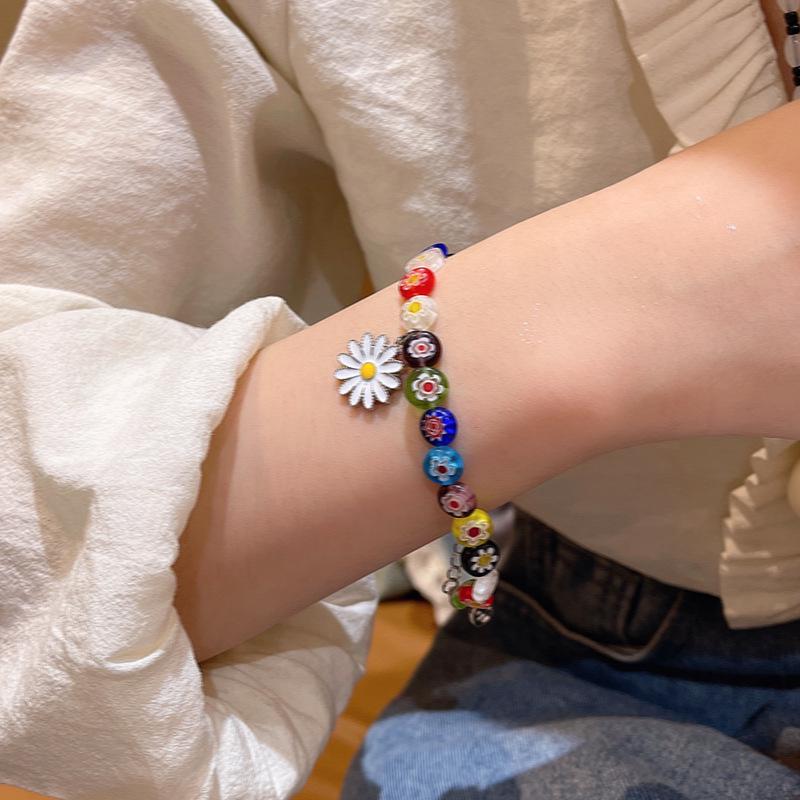 Браслет из бисера «Подсолнух» для женщин - Свежий, Милый, Дизайн с цветком из цветного стекла, Вдохновленное знаменитостями ручное украшение.