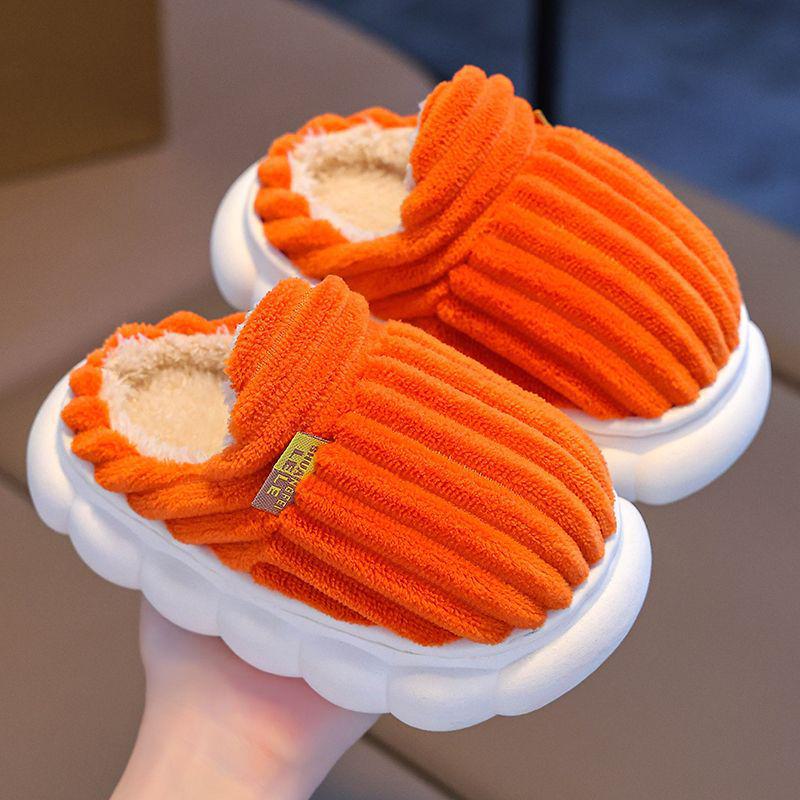Детские удобные нескользящие бархатные тапочки 2024 года: Теплые, на толстом каблуке, пушистые, из хлопка для мальчиков и девочек