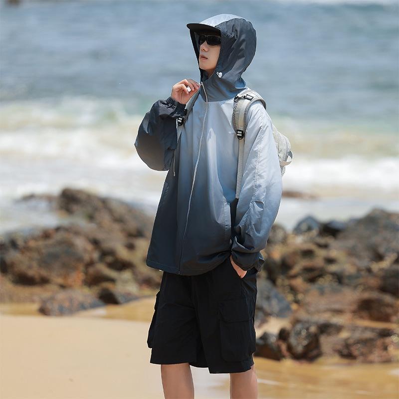 Gradually change color fashionable sunscreen clothing men's 1011 new summer hooded sunscreen clothing women's loose outdoor cycling fishing clothing