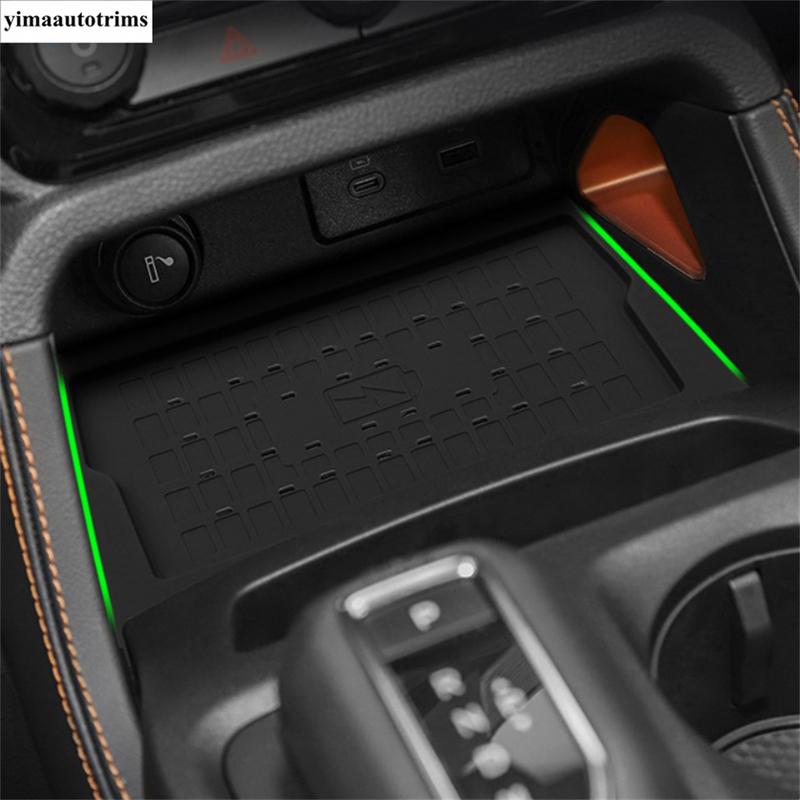 Для Ford Ranger 2024 2025 Беспроводное зарядное устройство Зарядная панель для мобильного телефона Силикагель Аксессуары для модификации интерьера и защиты