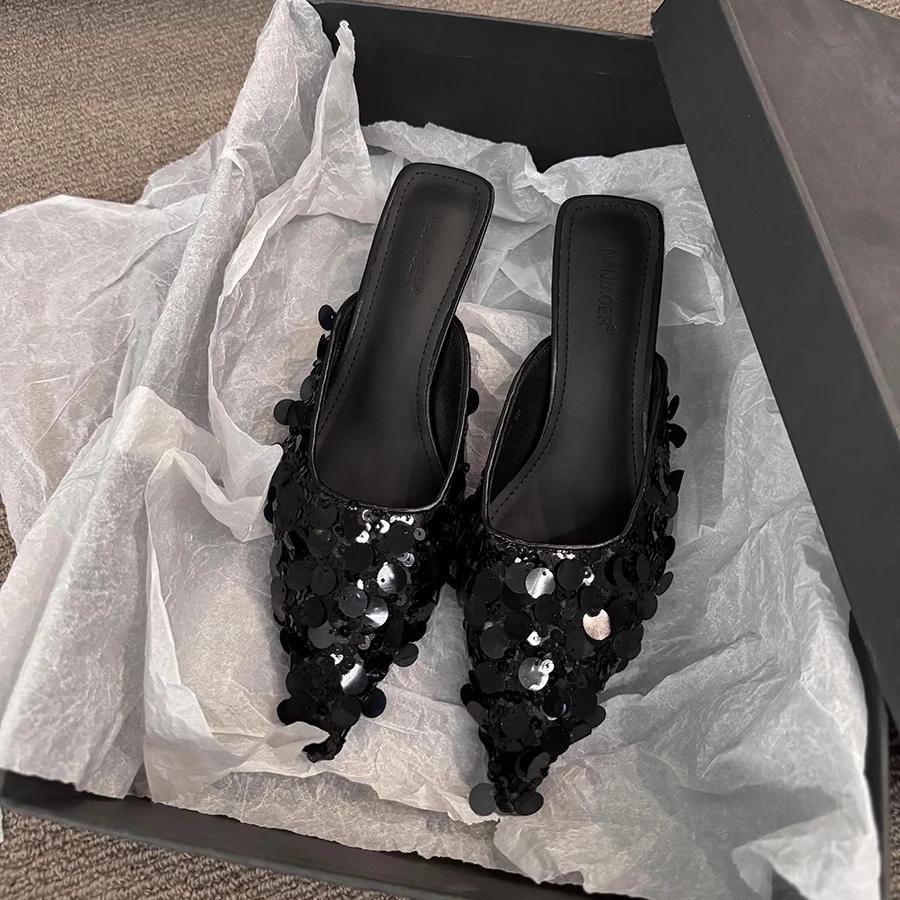 2024 Тонкий каблук Bling сексуальные женские тапочки мюли туфли платье вечерние сандалии летние шлепанцы повседневные дизайнерские роскошные серебристо-черные