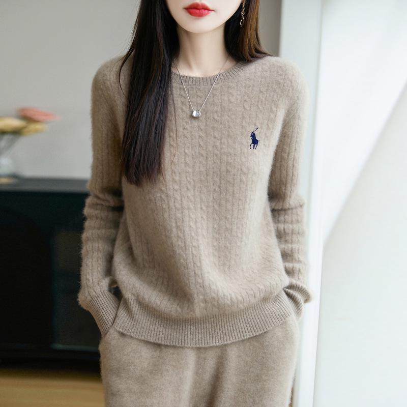 Женский приталенный шерстяной свитер крупной вязки - Коллекция Осень/Зима