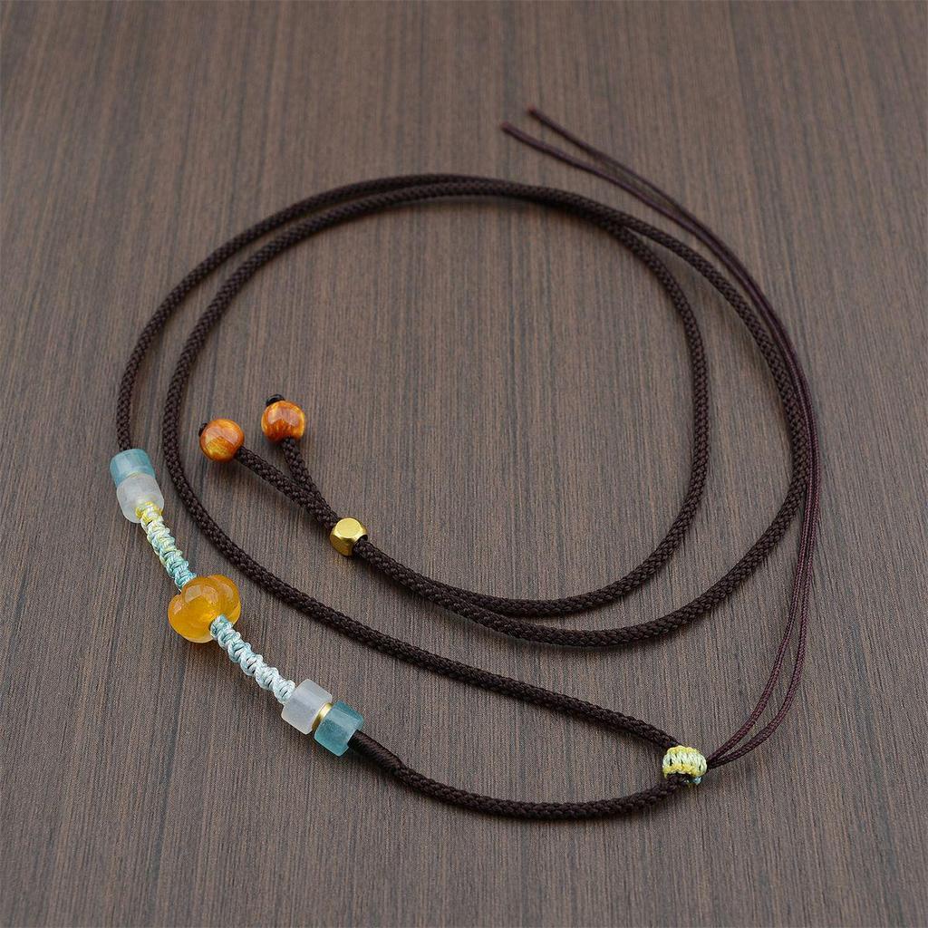 Плетеное макраме ожерелье с кристаллом авантюрина и подвеской из тыквенного нефрита