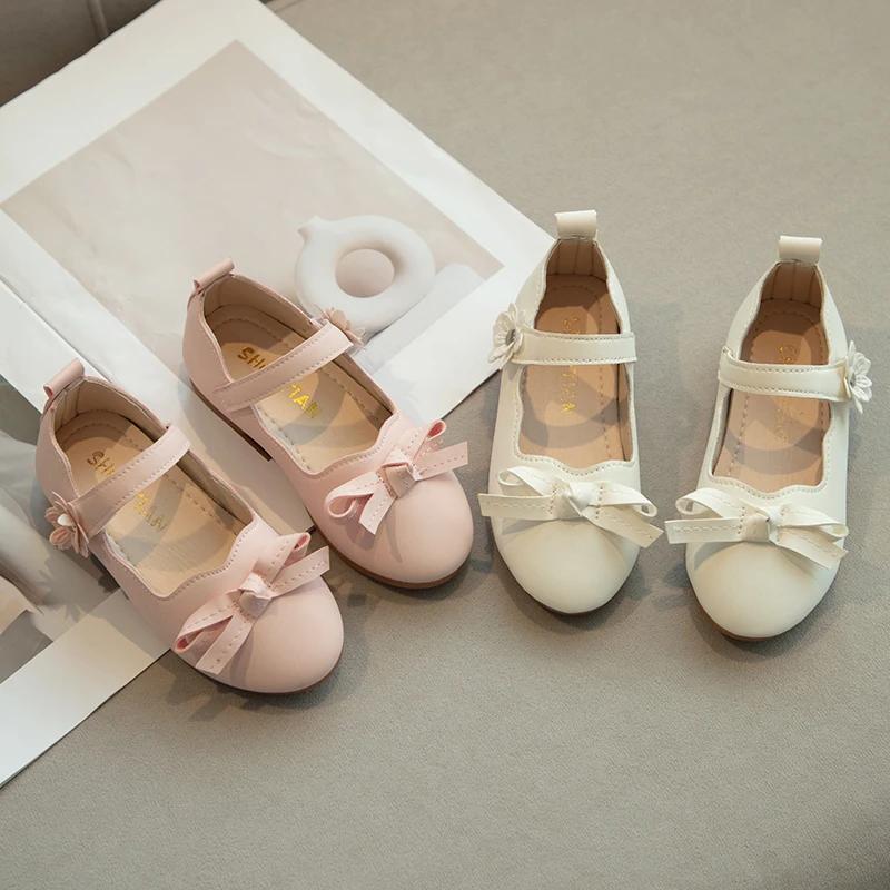 2024 Детские кожаные туфли для девочки Осень Новая мода Корейский стиль Мягкая подошва Дышащие Повседневные Элегантные С бантом Универсальная обувь