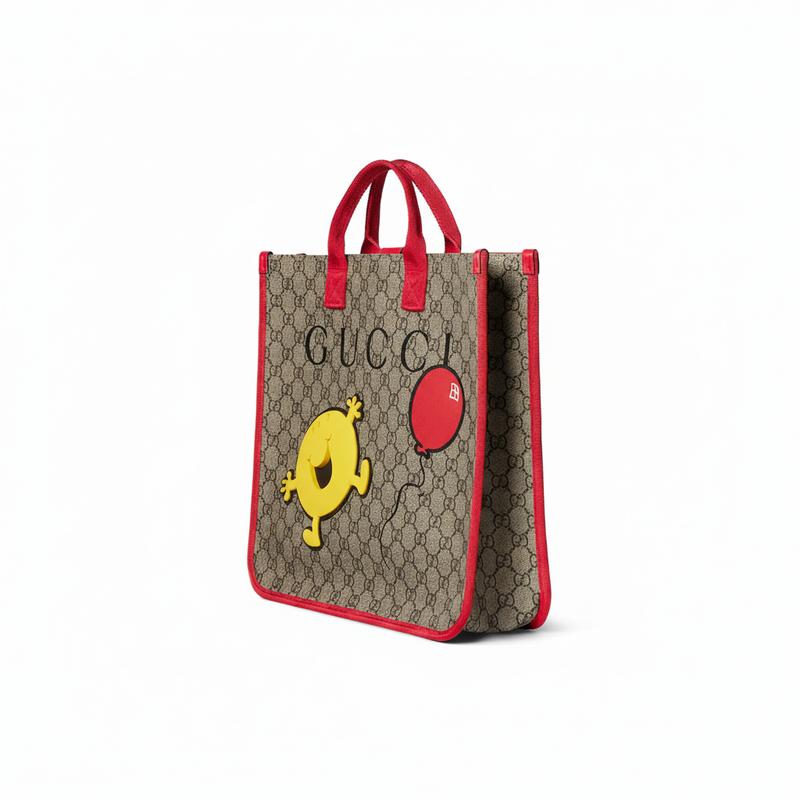 Gucci X little miss сумка-тоут с совместным брендингом и принтом GG Supreme с мультяшными персонажами, кожаная сумка-тоут, детский стиль, бежевый и темно-коричневый