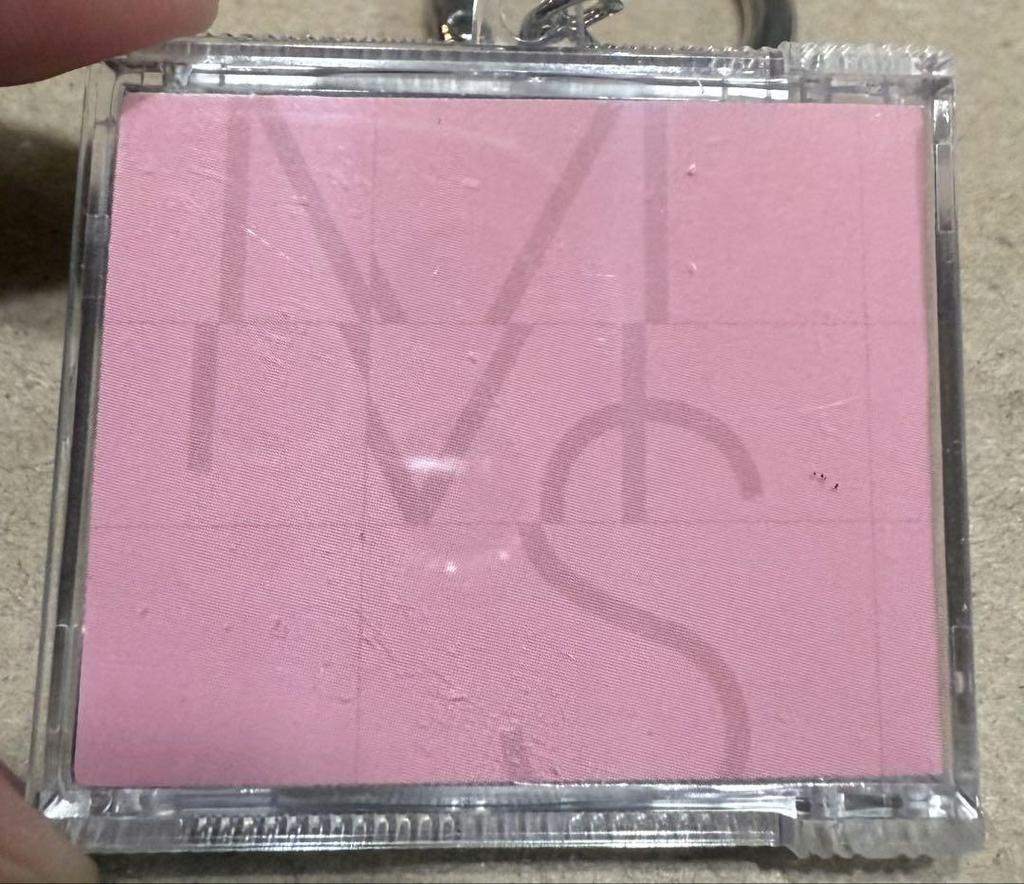 [USED] K-POP Keychain Set