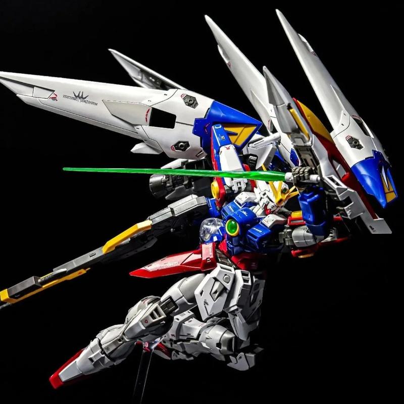 RG 1/144 Трансформируемый Wing Zero Набор для сборки Gunpla Модель Космического Мобильного Доспеха Фигурка Действия С Эффектом Свечения В Темноте Игрушка для Мальчиков Подарок