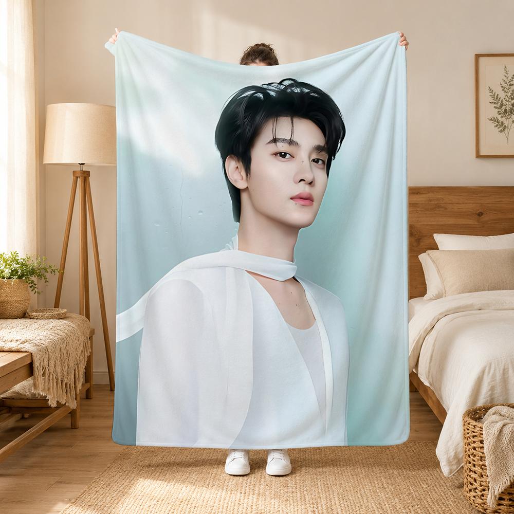 Tian Xu Ning Actor Throw 240g flannel blanket, suitable for sofas, beds, offices, exquisite gift blankets