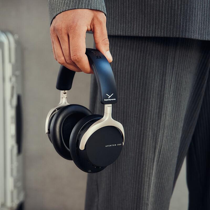Беспроводные наушники beyerdynamic Aventho 200 с шумоподавлением