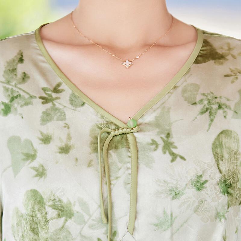 Пастельное элегантное шифоновое миди-платье с V-образным вырезом