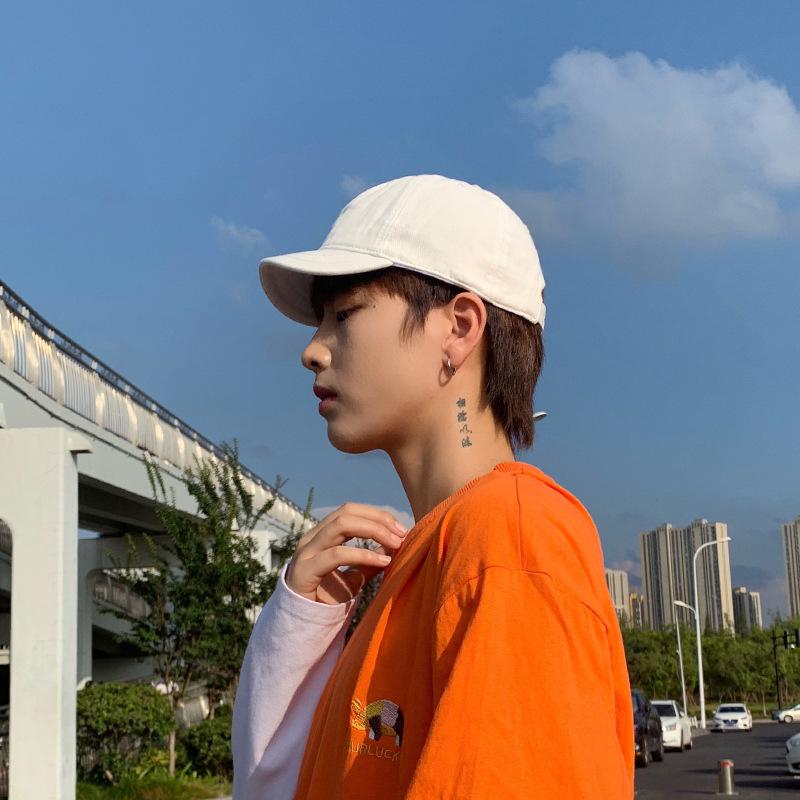 Short Brim Baseball Hat Men'S And Women'S Visor Couple Soft Top Hat Small Edge Baseball Cap Equestrian Cap Cap
