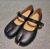 Niche Split-toe Shoes Women's Tabi New Retro One-button Pig's Trotters Mary Jane Shoes Flat-bottomed Shallow Single Shoes Loafers