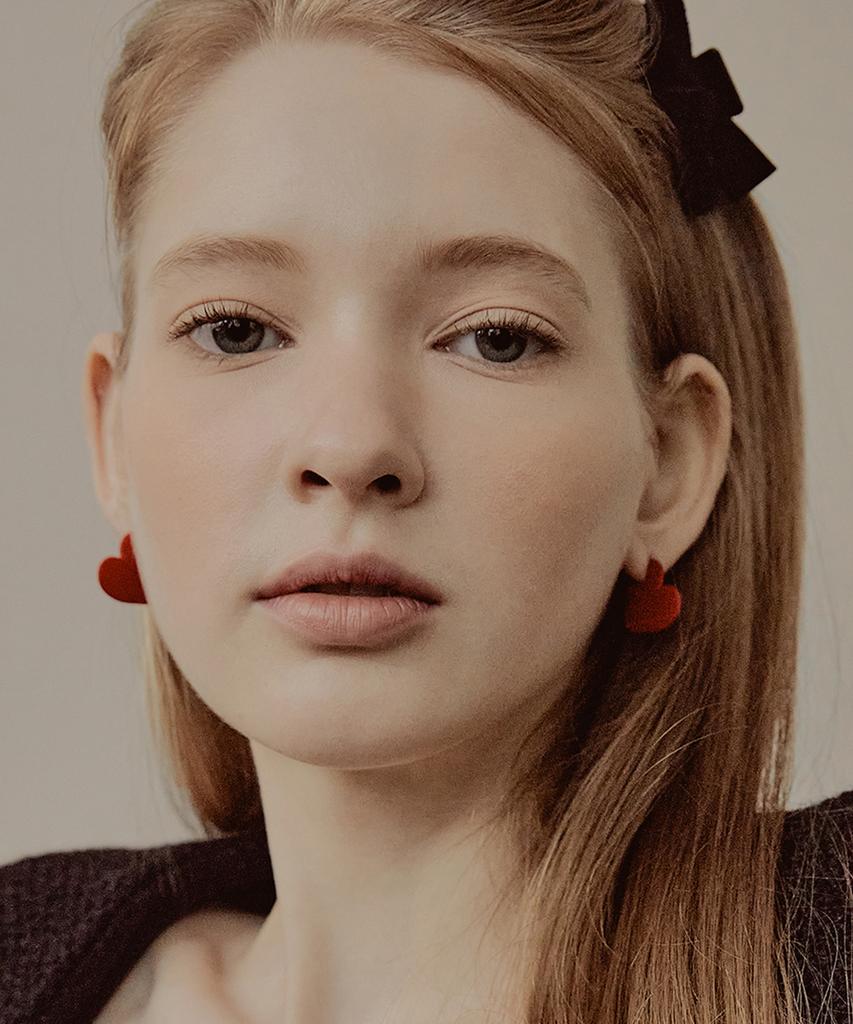 Tatiana Flat Heart Color Earrings Ec1350