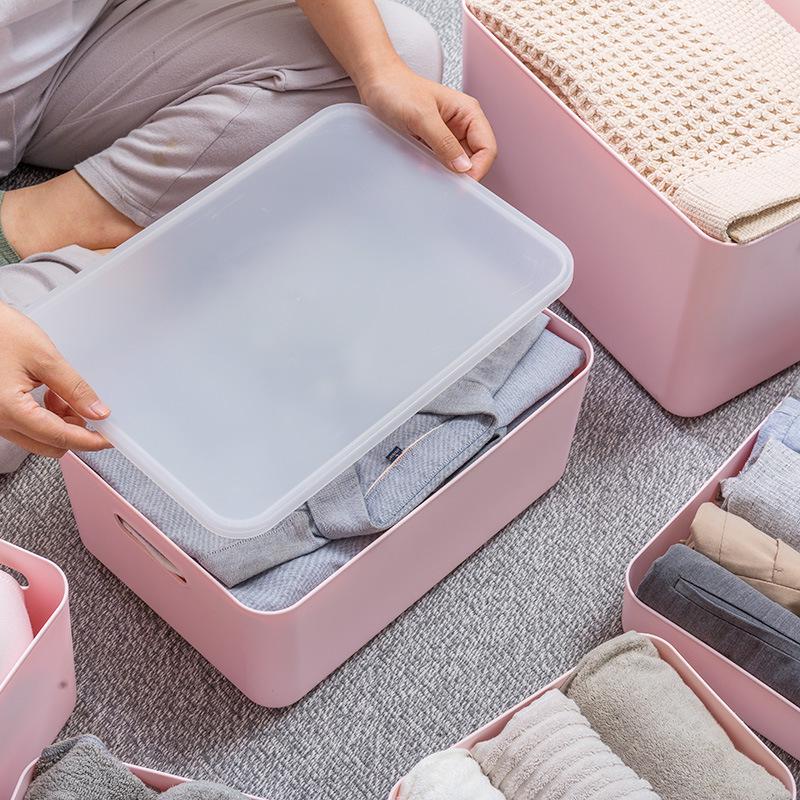 Пластиковый ящик для хранения игрушек, украшений, мелочей и одежды с розовой кружевной крышкой