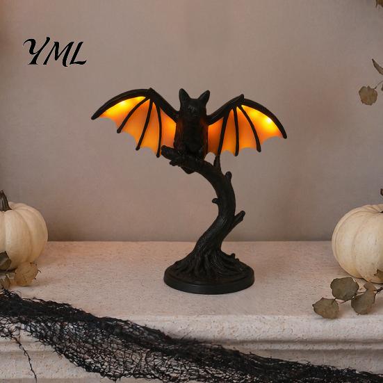 Gothic Theme Interior Lighting Vintage Black Bat Table Lamp, Resin Decorative Night Light, Retro Alternative Home Aesthetic Decor Style Desk Lamp for