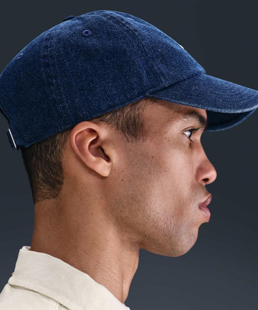 Nike Свободная джинсовая кепка - Колледж-синий:Белый / Hf0383-419