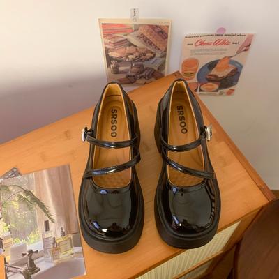 Маленькие кожаные туфли женские 2025 новая весна и лето французская мода универсальные с юбками, толстая подошва увеличивает рост, милые и крутые Мэри Джейнс