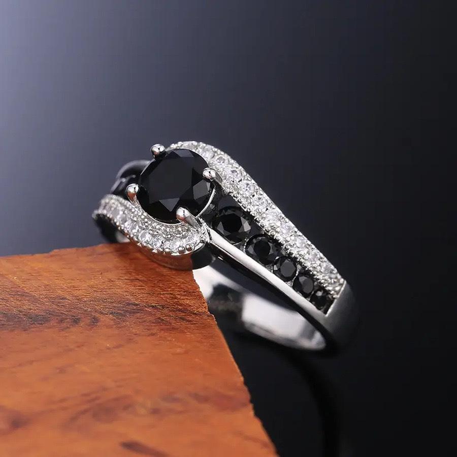 Кольцо Huajie Black Zircon Ring - Модное офисное женское праздничное украшение в подарок