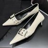 Roman Retro Women Pumps Shoes 2025 Spring And Autumn Pointed Toe Shallow Mouth Sandals Morden Trendy Low Heels Shoes