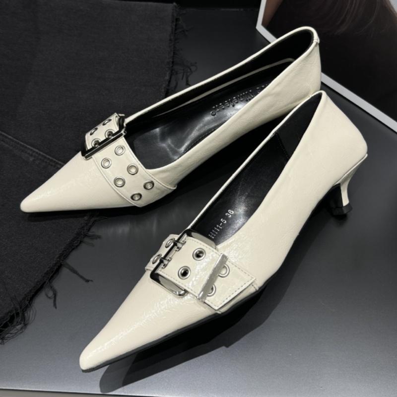 Roman Retro Women Pumps Shoes 2025 Spring And Autumn Pointed Toe Shallow Mouth Sandals Morden Trendy Low Heels Shoes