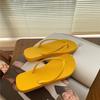 Модная женская обувь Летние женские шлепанцы из ПВХ Женские шлепанцы на плоской подошве Уличные модные женские сандалии Простые пляжные шлепанцы для отдыха
