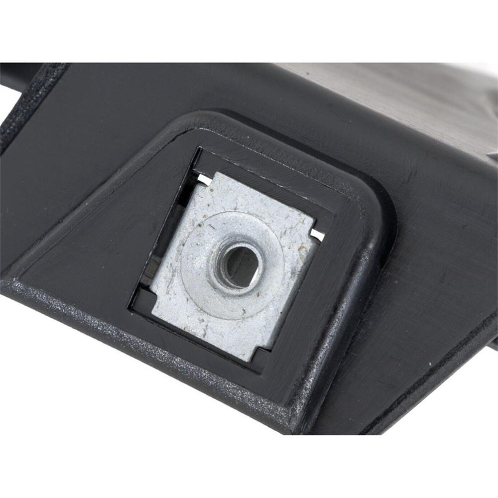 Передний правый кронштейн бампера для Chevrolet Silverado 1500 2019-2023 GM1043155