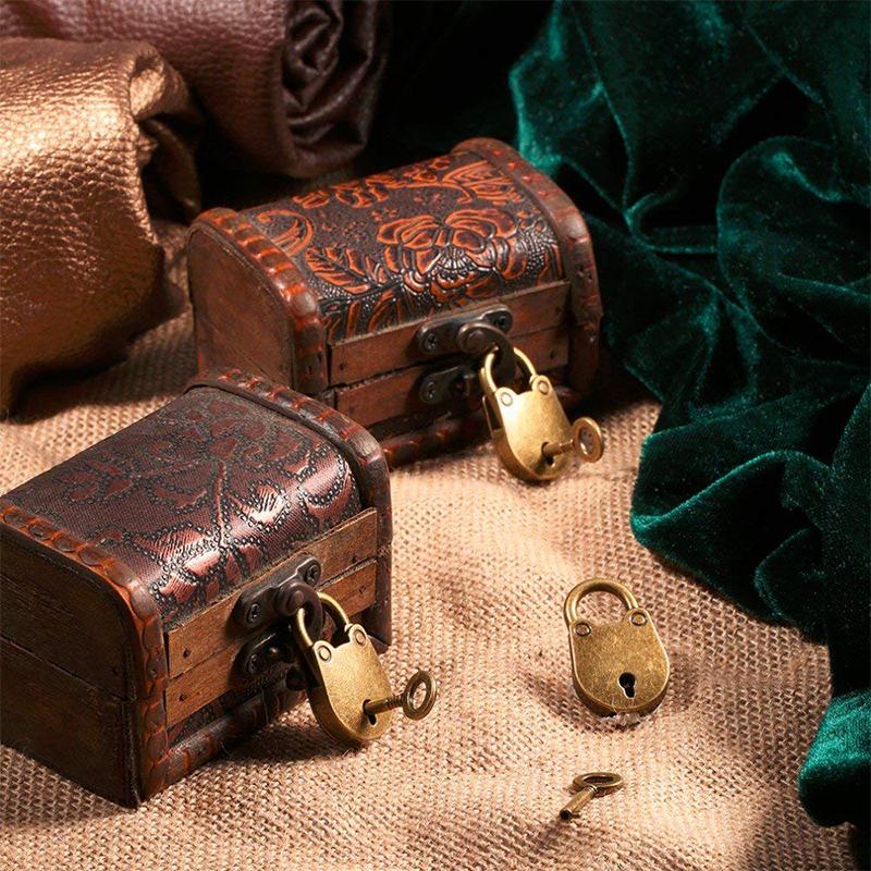 Old Vintage Style Metal Locks Mini Padlock Small Luggage Box Key Lock Bronze Color Home Usage Hardware Decorations