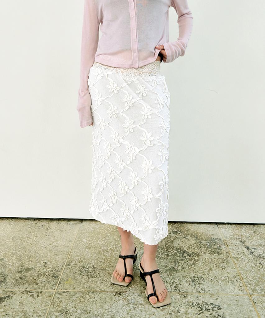 Wimenong Bloom Texture Midi Skirt