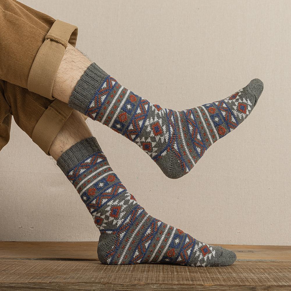 5 пар новых дизайнерских зимних носков, толстые теплые рождественские носки для мужчин и женщин, парные носки, свободный размер 9021