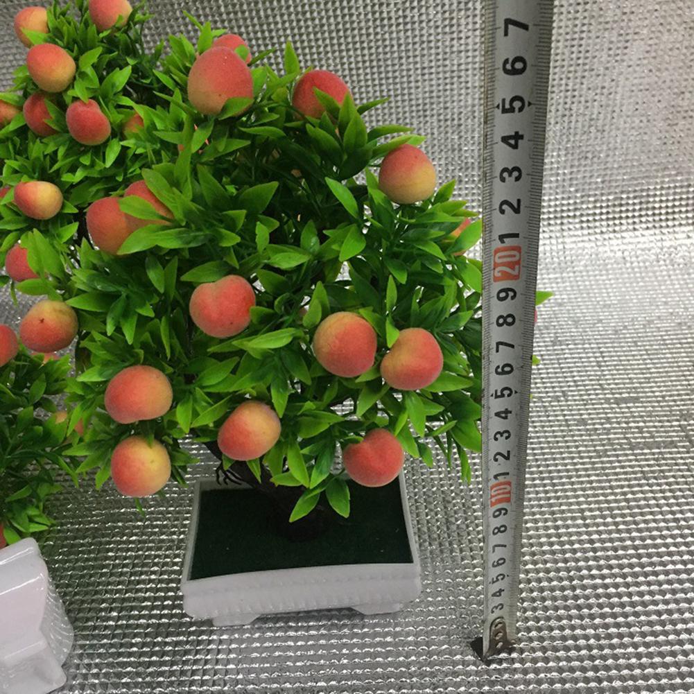 Искусственный персик в горшке