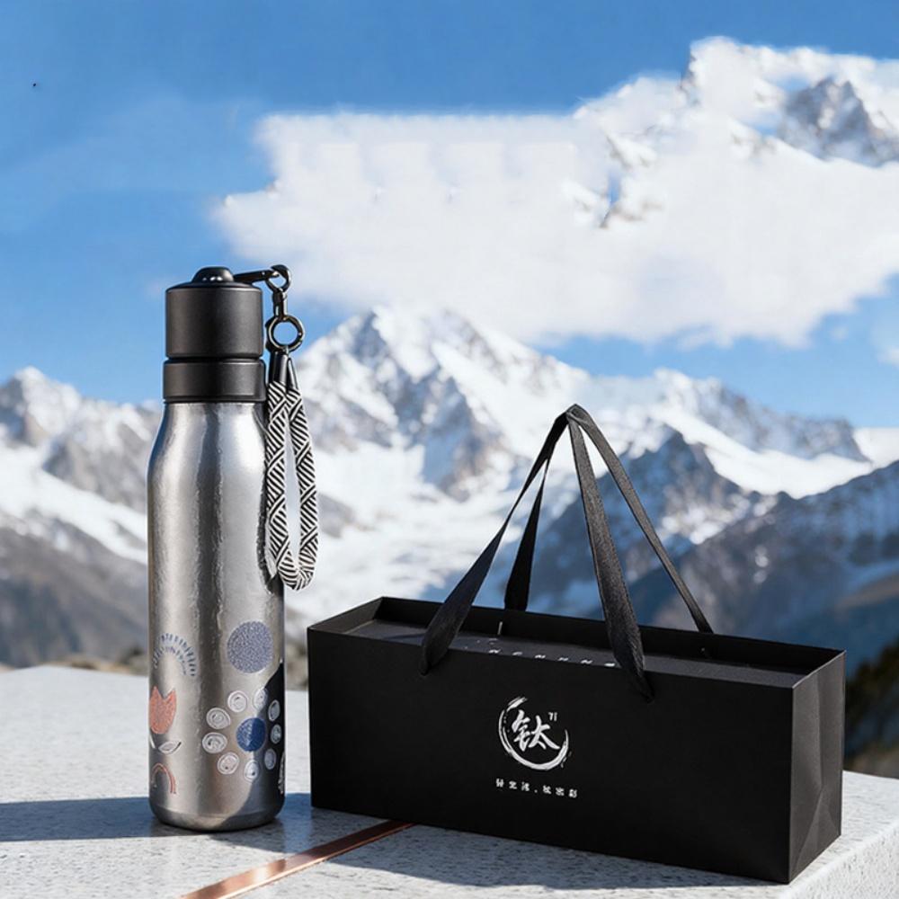 500ml Titanium Water Bottle for Hiking Travel Double-Walled Vacuum Insulated Cup Sport Bottle Leak-Proof With Gift Box