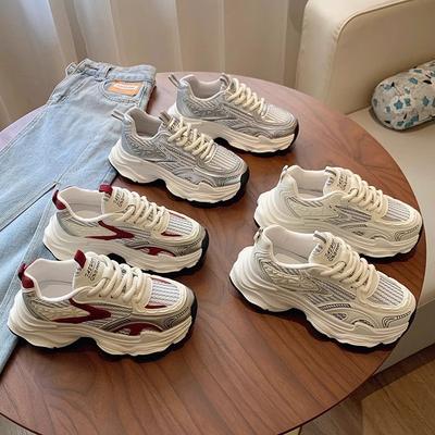 Популярные туфли на толстой подошве, вельветовые кроссовки в стиле «папа», женские, осенне-зимние, для невысоких людей, увеличивающие рост, 2025 новинка, дышащие, повседневные, спортивные туфли