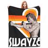 Плед Crazy For Swayze Патрик Суэйзи Ретро Стиль Микрофлис Плед Четыре Размера Мультяшный Портативный Антипиллинг Плед