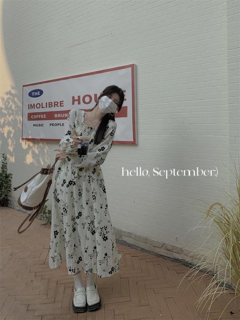 Women's Floral French-Style Slim Long Dress - Autumn/Winter 2022