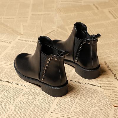 Женская обувь 2024 года, новые осенне-зимние ботинки «Челси», черные повседневные короткие ботинки без застежек, винтажные кожаные ковбойские ботильоны