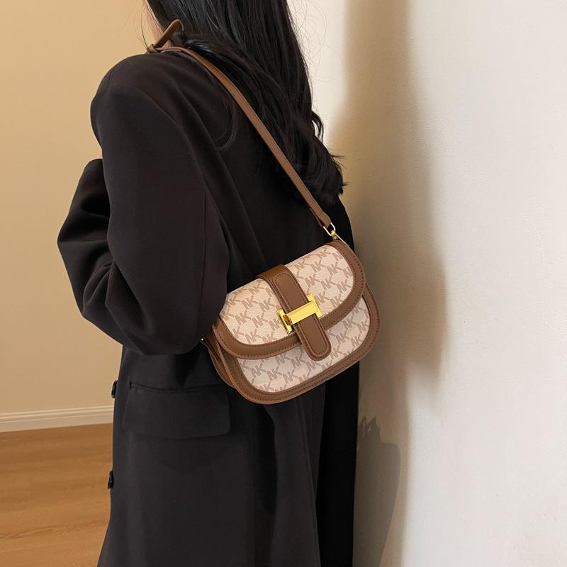 Нишевая дизайнерская сумка женская осень-зима 2025 новая ретро высококлассная на плечо через плечо женская популярная сумка-седло