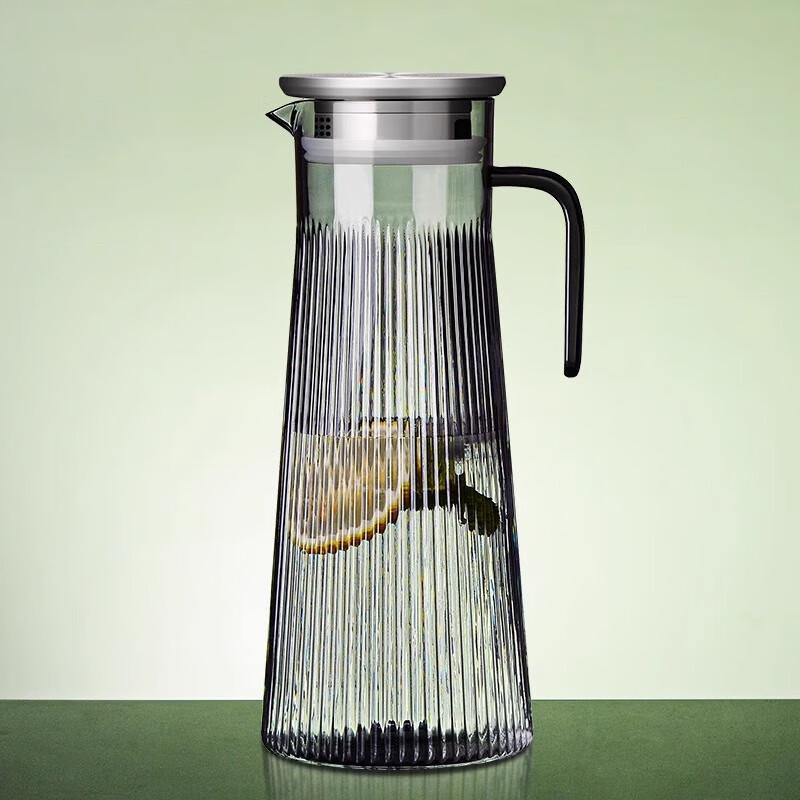 Huabeishi PC Plastic Pitcher with Steel Lid