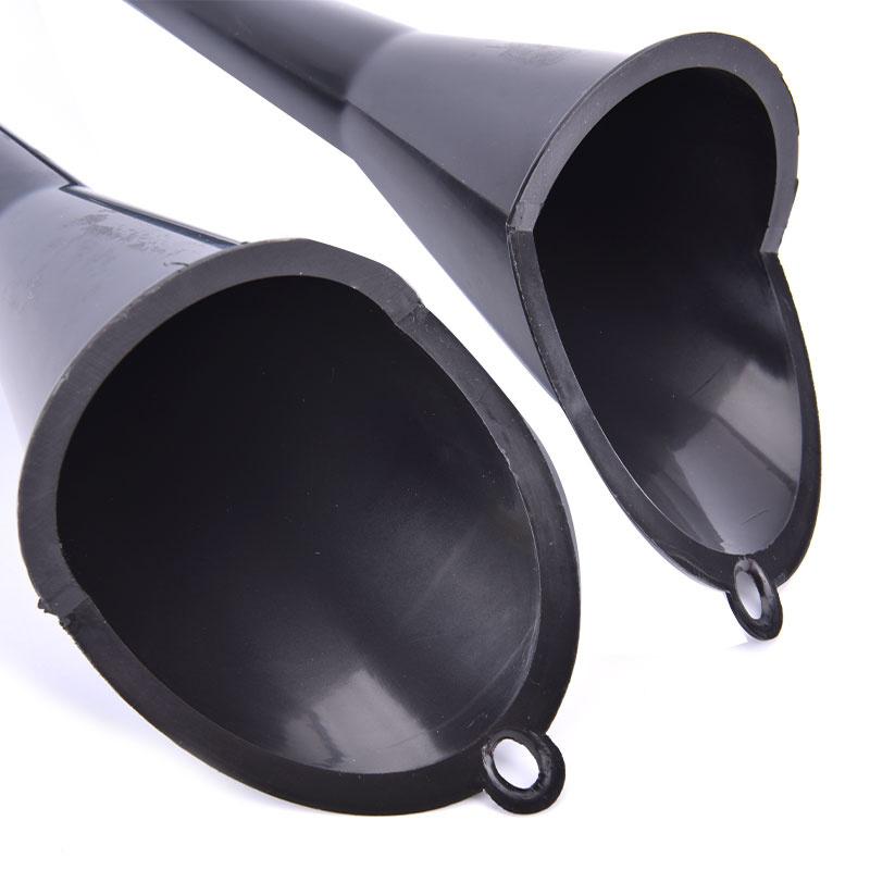 Мотоцикл с длинной воронкой, пластиковой заправкой, жидким носиком, дизельным топливом