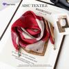 Spring/Summer 2025 Women's Red Print Magnetic Buckle Triangle Scarf
