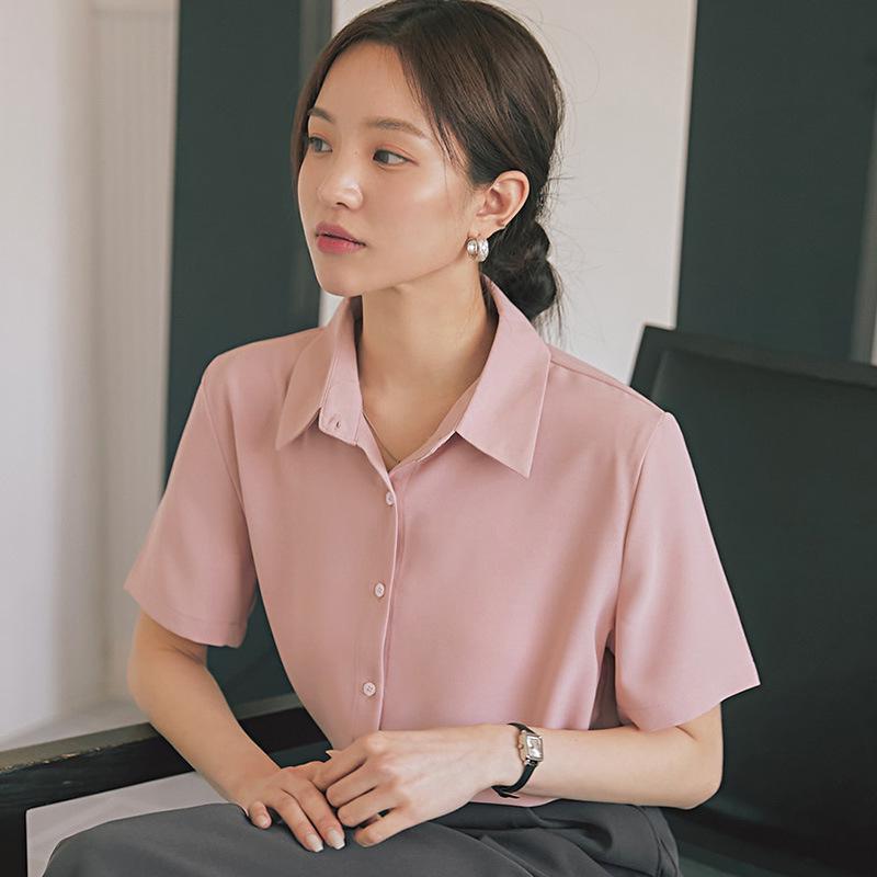 Женская облегающая однотонная летняя блузка с французской драпировкой