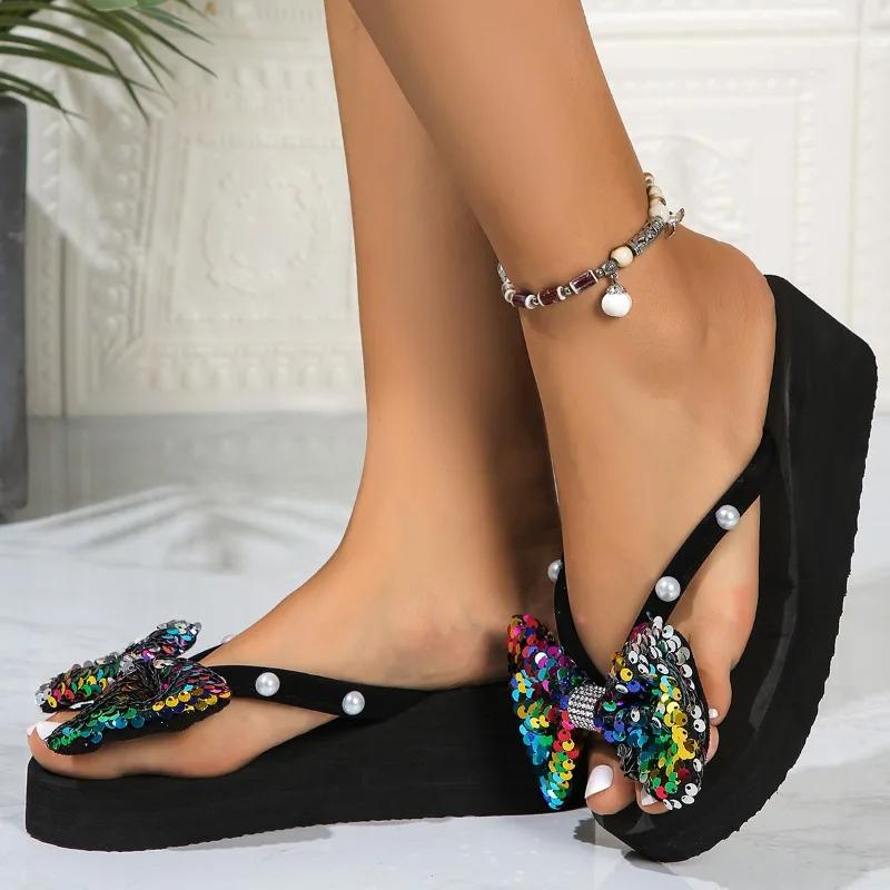 Мода 2024 года, женская обувь, большие размеры, женские тапочки, новые повседневные тапочки с блестками и бабочкой, женские летние тапочки на танкетке с бисером