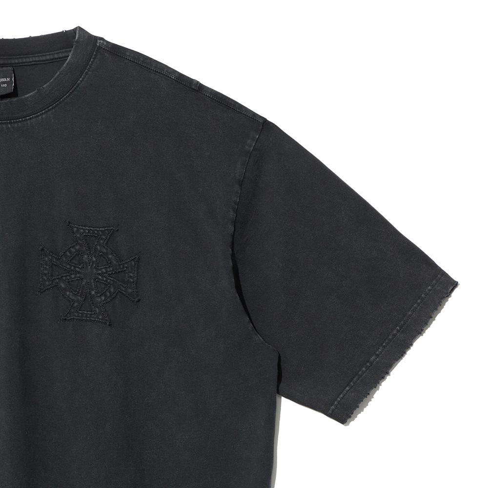 WANGGWAN Etched Cross Wash T-Shirt (Black)