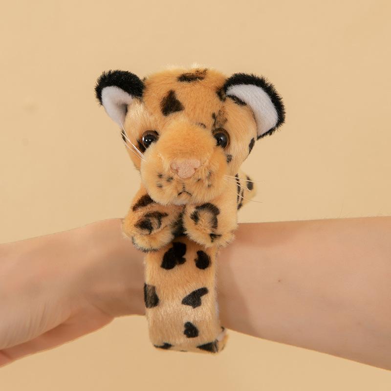 Internet celebrities with the same zoo souvenir Pop Panda White Tiger Yellow Tiger doll bracelet hand puppet arm magnet toy