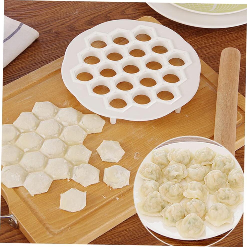 Dumpling Press Set 2-Piece Plastic Kitchen Tool for Easy Quick Dumpling Making and Stuffing, Ideal for Home Cooking
