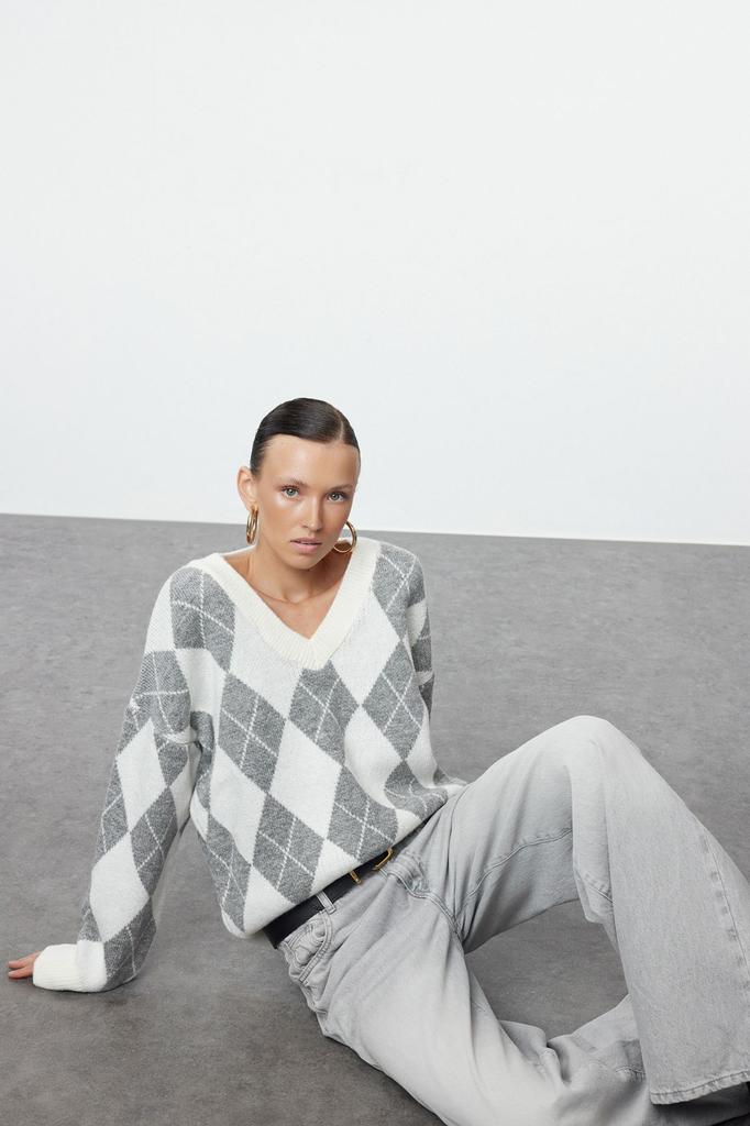 Women's Fashion Ecru Soft Textured Baklava Knitwear Sweater