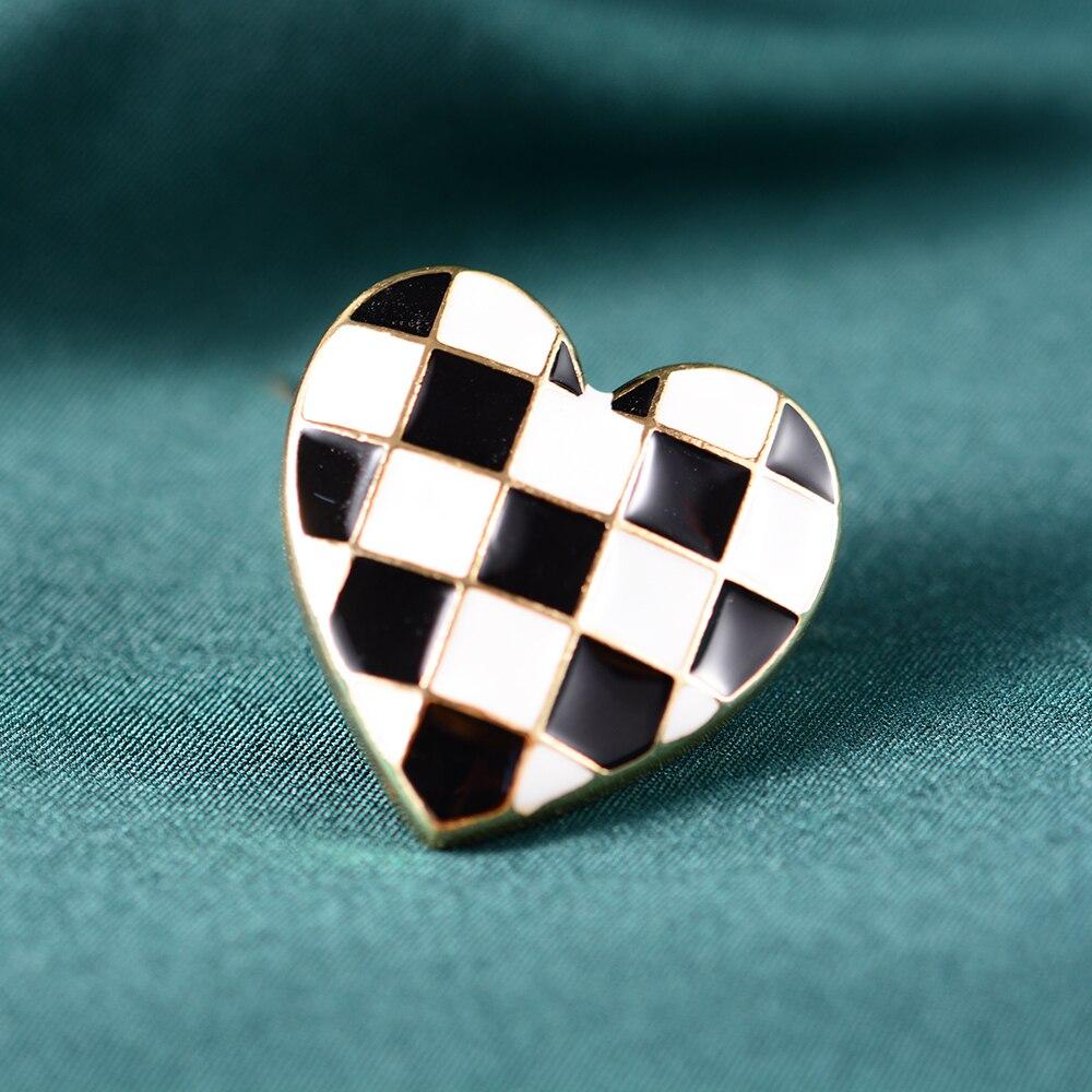 Blucome Mosaic Enamel Heart Shape Brooch Corsage Badge Special Design Brooches Collar Clip